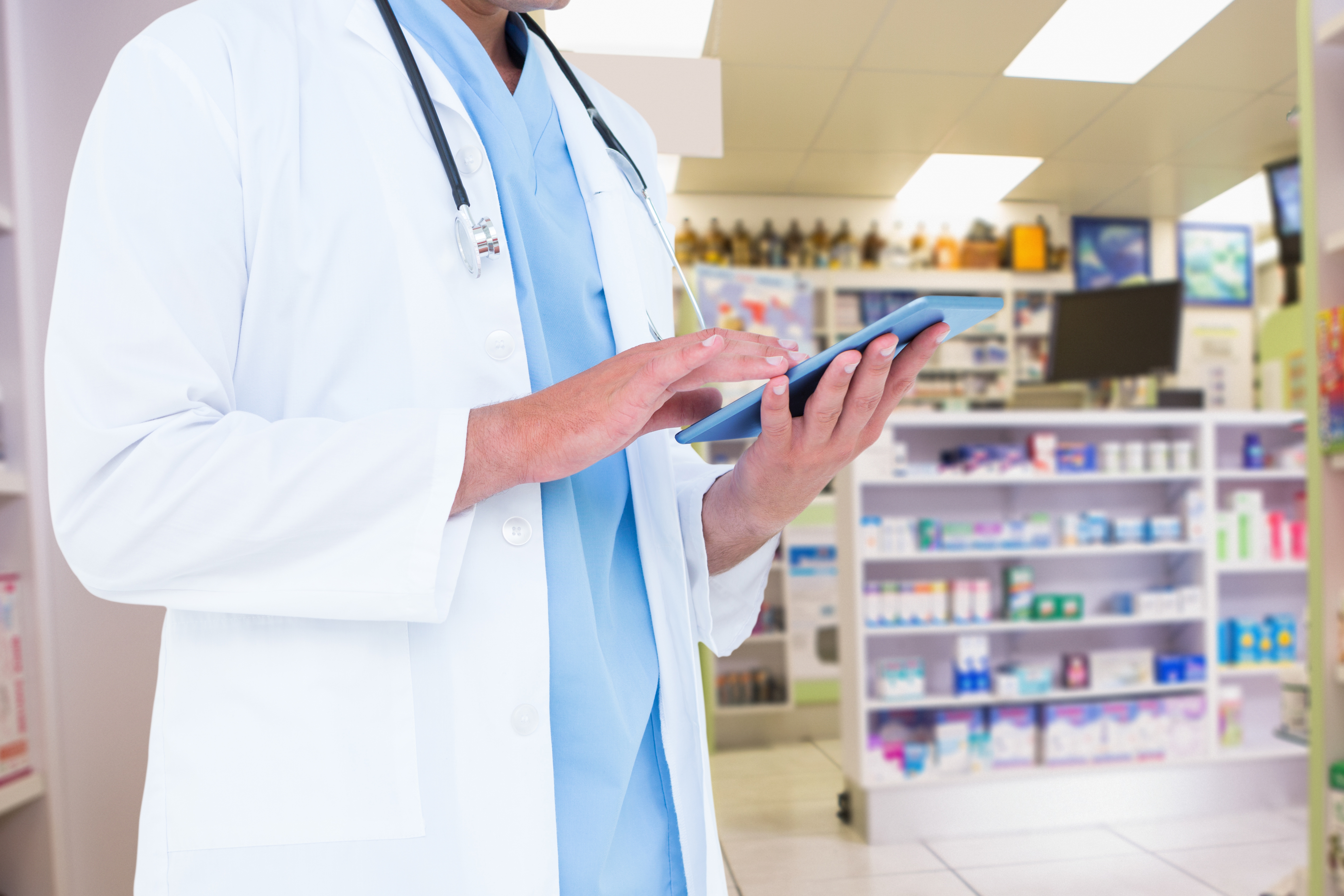 decouper-medicament-medicament-medecin